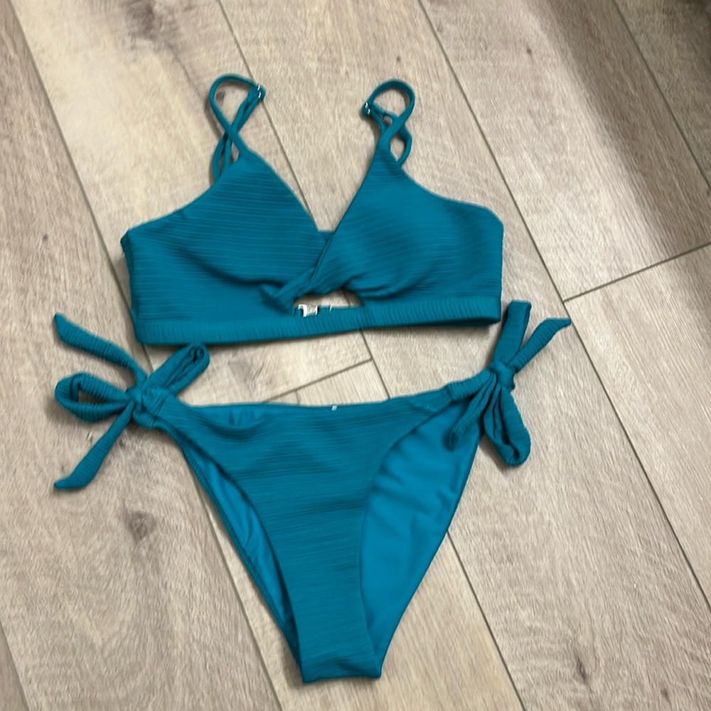 Cupshe bikini (S)